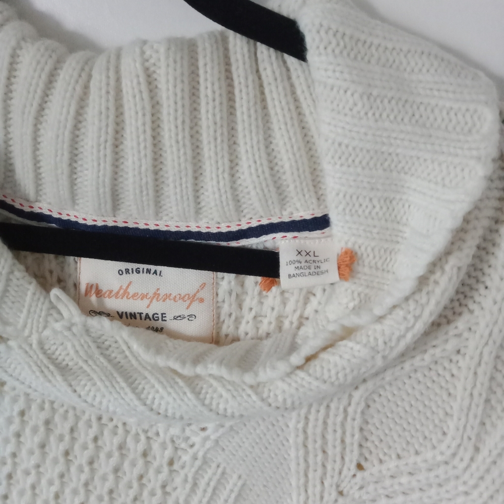 Sweater - Picture 3 of 3